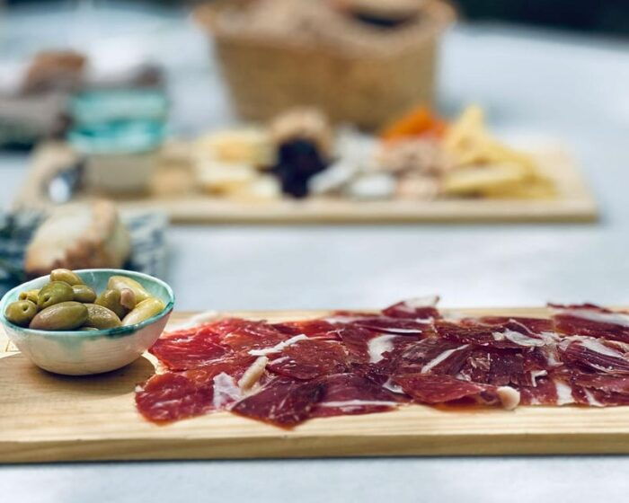HISTORICAL BODEGA TOUR AND WINE TASTING IN CONSELL - Booking and Reservation Details