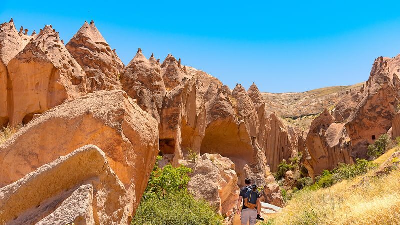 Historical Cappadocia Red Tour with Lunch and Entry Tickets - Zelve Open Air Museum: Rock-Cut History