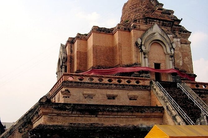 Historical City Bike Tour of Chiang Mai - Meeting/Pickup