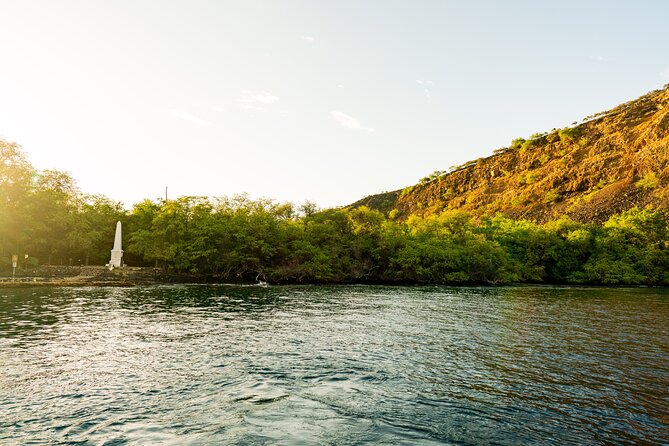 Historical Dinner Cruise to Kealakekua Bay - Majestic Scenery and Unpleasant Experience