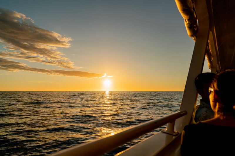 Historical Dinner Cruise to Kealakekua Bay in Hawaii - Key points before you book