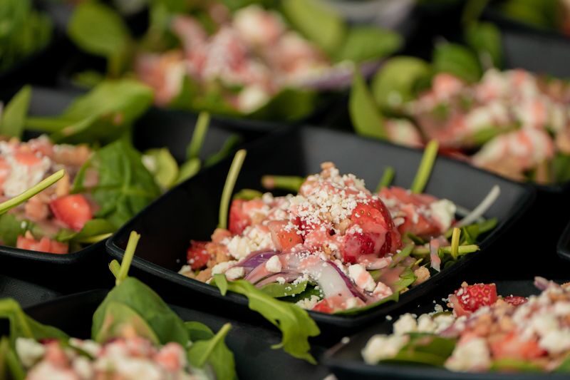 Historical Dinner Cruise to Kealakekua Bay in Hawaii - What the price includes, and what it does not