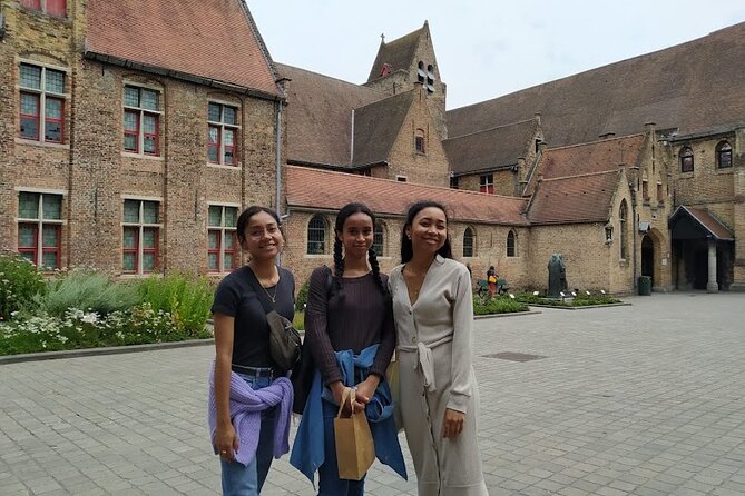 Historical Group Tour of Bruges With Native English Speaker Chocolate Tasting - Positive Feedback From Participants