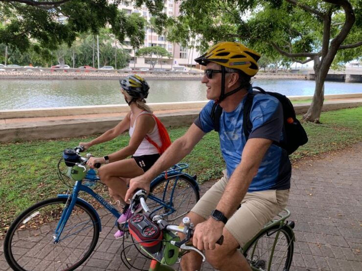 Historical Honolulu Bike Tour - Tour Duration and Guide Availability