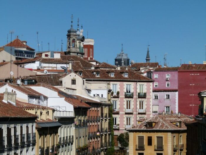 Historical Madrid: In Small Committee & In Private - Important Considerations