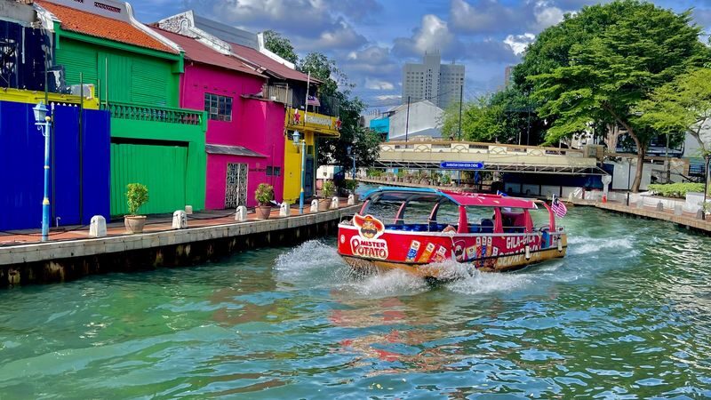 Historical Malacca Day Tour from Kuala Lumpur with Lunch Option - The Straits Mosque and Harmony Street