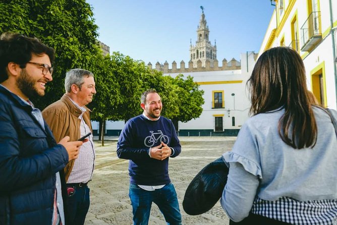 Historical Sights and Tasty Tapas in Seville's Jewish Quarter - Uncovering the Cultural Significance