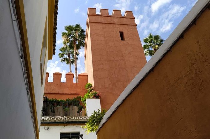 Historical Sights and Tasty Tapas in Seville's Jewish Quarter - The Sum Up