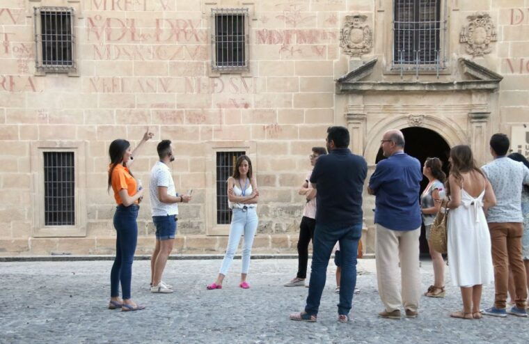 Historical Tour of Úbeda and Baeza With the Water Synagogue - Exploring Úbeda