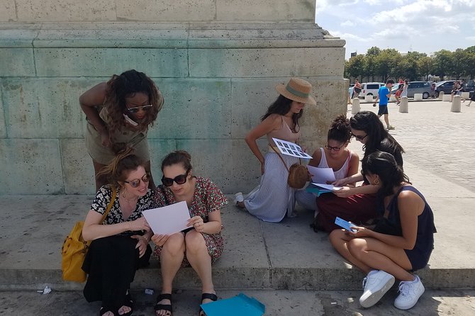 Historical Treasure Hunt in the City of Versailles - Tracing the Steps of Louis XIV