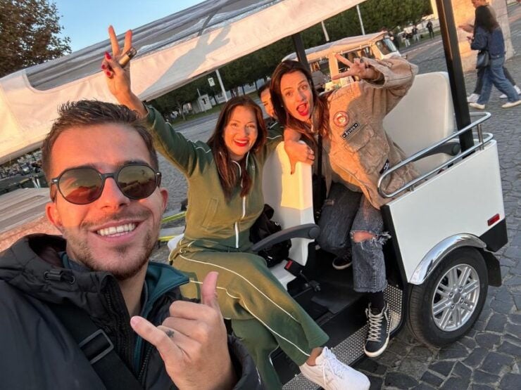 Historical Tuk Tuk Tour, Viewpoints and Old Neighborhoods - Activity Highlights