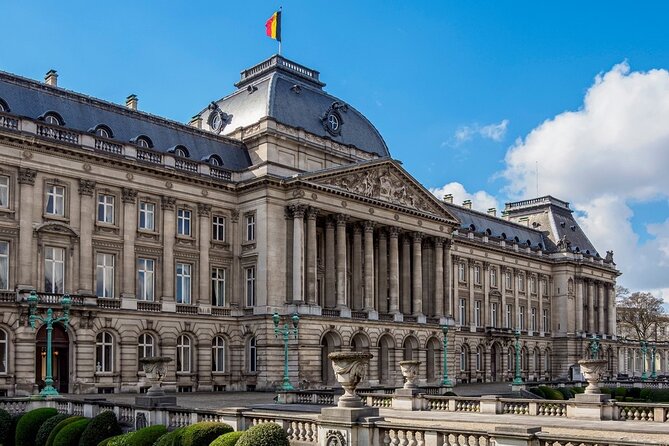 Historical Walking Tour: The Story of Brussels - by Legends - Comic Strip Route: Exploring Belgian Comic Art