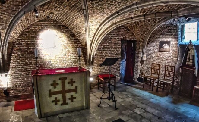 Historical Witches: Chapel of Jerusalem and University of Commerce - Exploring the Lace Museum in Bruges
