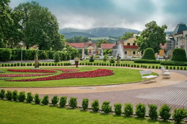 History and Culture Route in Spa Town Piestany - Historic Landmarks and Architecture