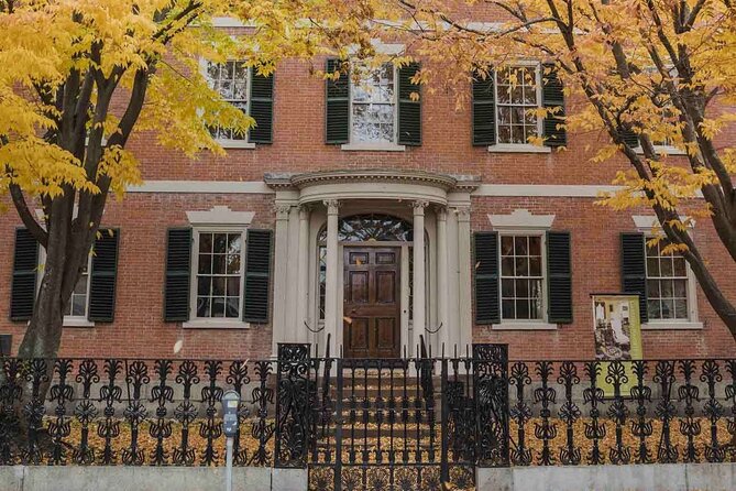 History and Hauntings of Salem Guided Walking Tour - Tour Guides and Customer Reviews