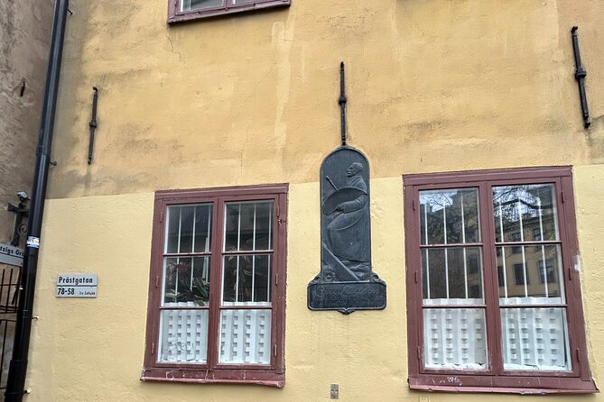 History and Secrets of Gamla Stan Audio GPS Guided Walking Tour - Unraveling the Secrets of Sweden