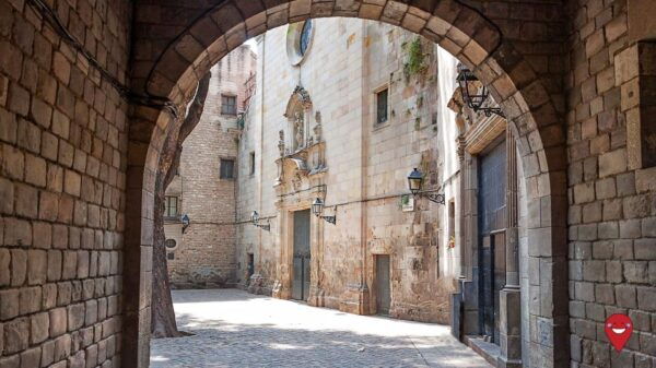 History & Legends Comedy Tour: Barcelona Gothic Quarter - Customer Reviews