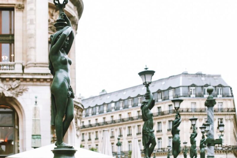 History of Paris City Center w/ Notre Dame Semi-Private 12pp - An In-Depth Look at the Experience