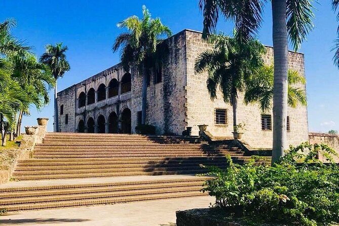 History Santo Domingo City Tour With Lunch Included - Who Would Enjoy This Tour?