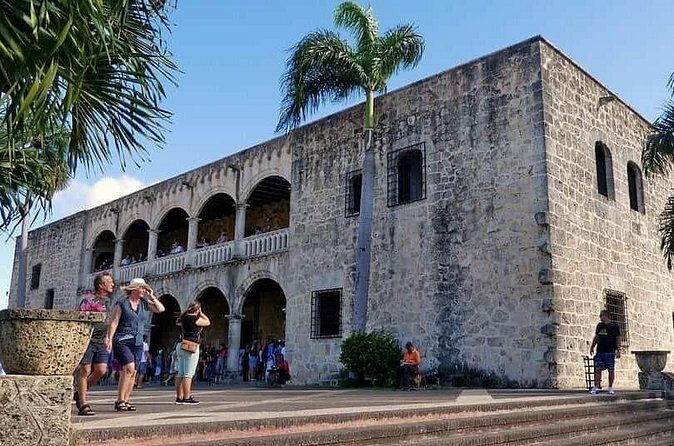 History Santo Domingo City Tour With Lunch Included - FAQ