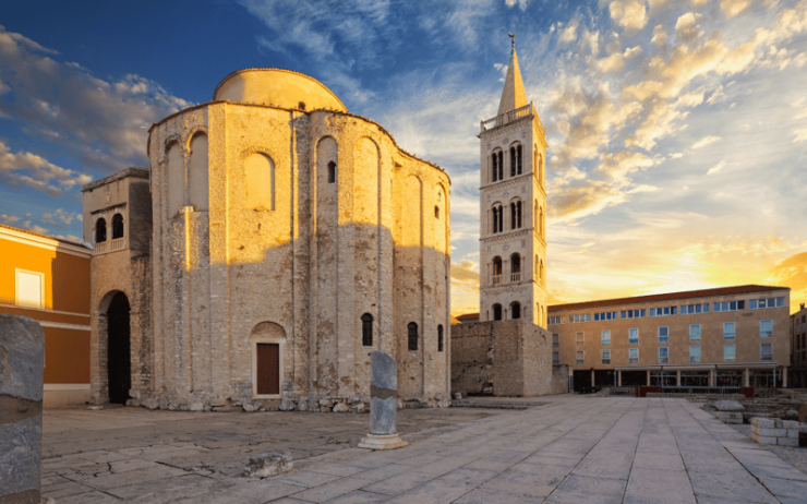 History Walking Tour in Old Center Zadar With Licenced Guide - Highlights of the Experience