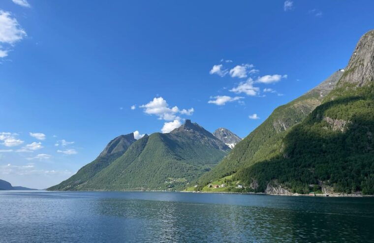 Hjørundfjord Fjord Cruise Ålesund-Øye one way - Authenticity and Practicalities