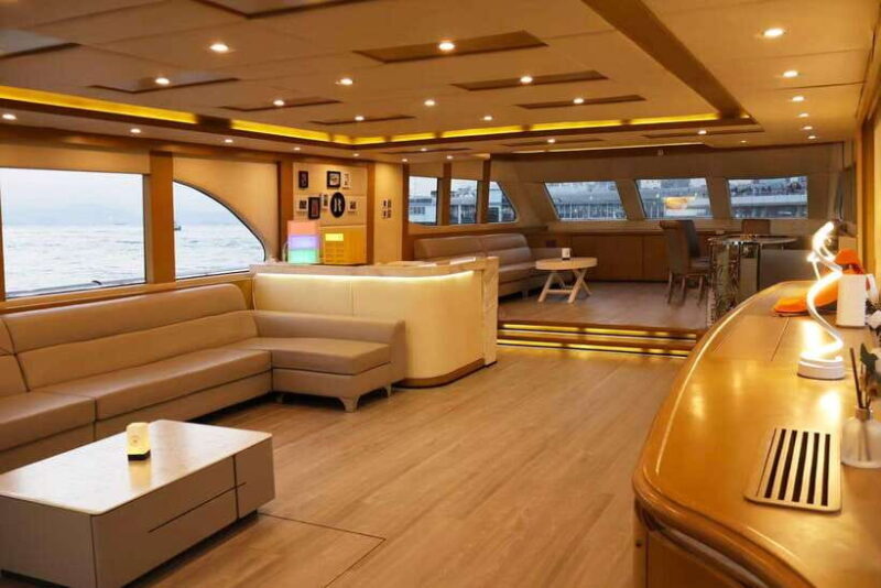 HK: Victoria Harbor Tour & Symphony of Lights (Free Drinks) - Authentic Insights from Reviews