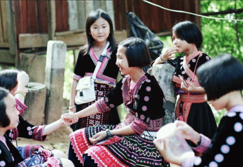 Hmong Village, Doi Suthep and Wat Pha Lat Half Day Tour - Itinerary Breakdown
