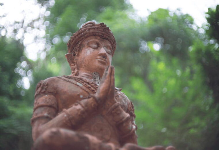 Hmong Village, Doi Suthep and Wat Pha Lat Half Day Tour - Inclusions and Exclusions