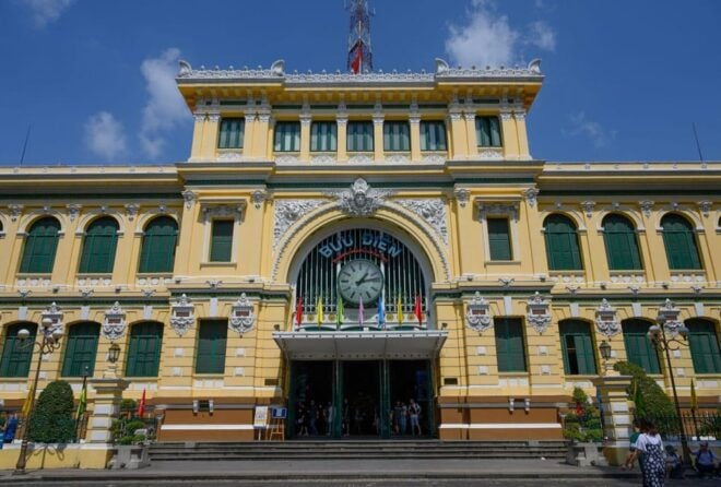 HO CHI MINH: AFTERNOON SAI GON CITY TOUR HALF DAY BY CAR - Tour Guide Experience