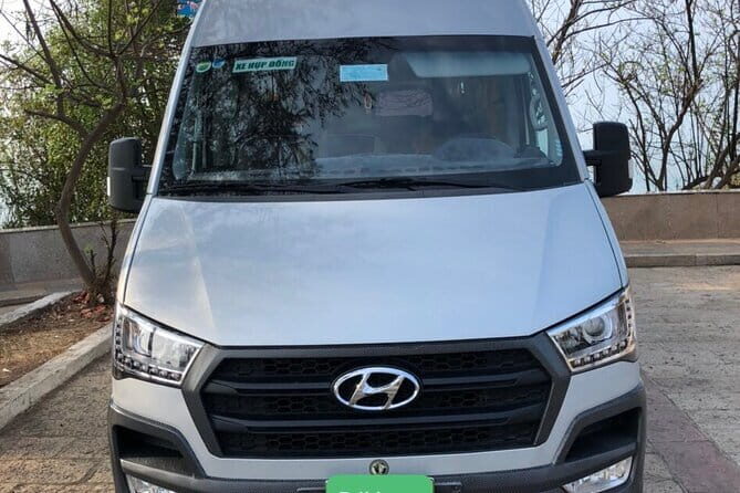 HO CHI MINH AIRPORT: Car 16s pick up  hotel (one way transfer) - Cost and Value