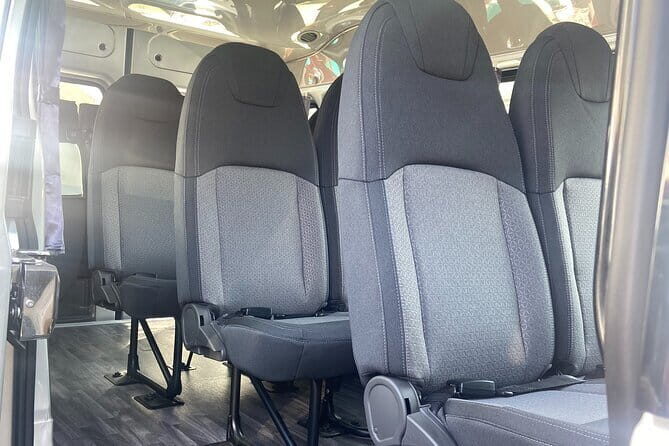 HO CHI MINH AIRPORT: Car 16s pick up  hotel (one way transfer) - Good To Know