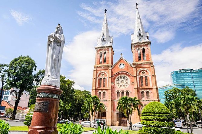Ho Chi Minh City and Cu Chi Tunnels Tour - Visiting Notre Dame Cathedral