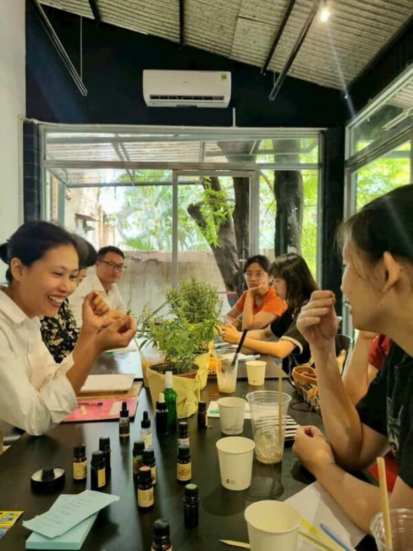 Ho Chi Minh City: Aromatic Essential Oils - Craft Workshop - Ho Chi Minh City: Aromatic Essential Oils - Craft Workshop