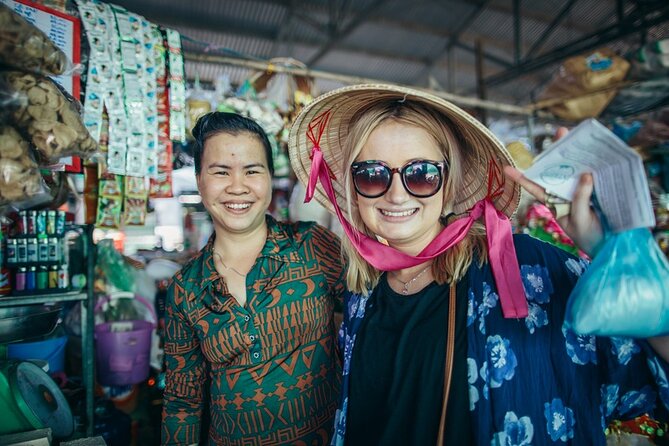 Ho Chi Minh City by Night: Ultimate Street Food Experience With 5 Food Stops - Food Stop 1: Local Delicacies