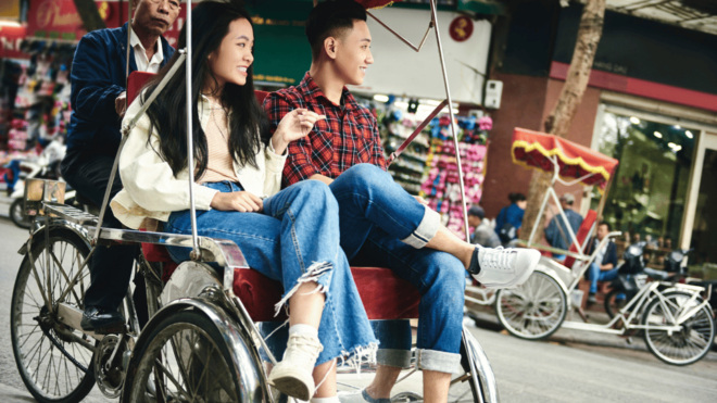 Ho Chi Minh City: City Highlights Tour by Cyclo With Meal - City Exploration