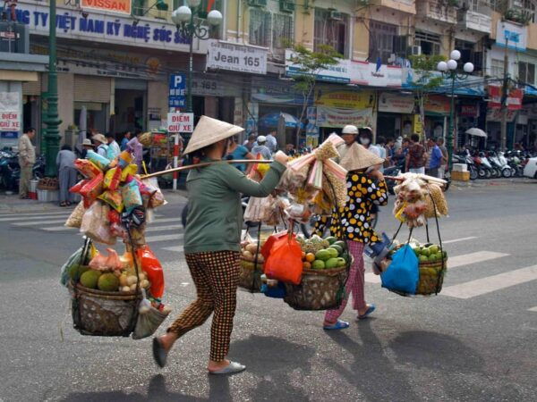 Ho Chi Minh City: City Highlights Tour by Cyclo With Meal - Customer Reviews