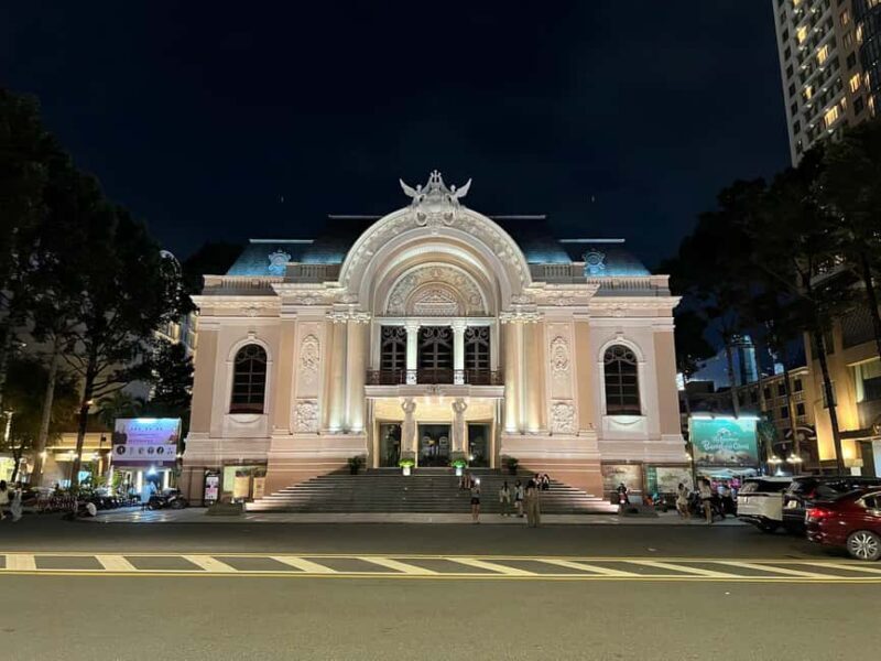 Ho Chi Minh City: Double-Deck Bus Sightseeing Guided Tour - What to Expect on the Tour