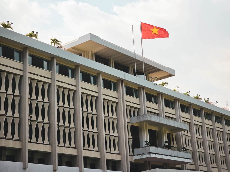 Ho Chi Minh City Full-Day Tour: Independence Palace, Chinatown & Saigon River Water Bus - A day built around Ho Chi Minh City’s contrasts