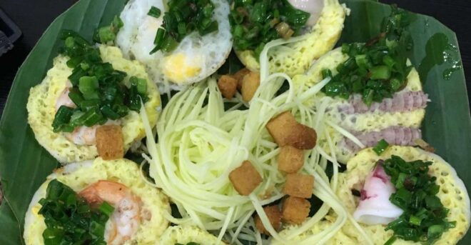 Ho Chi Minh City: Hidden Flavors Private Walking Food Tour - Tour Description