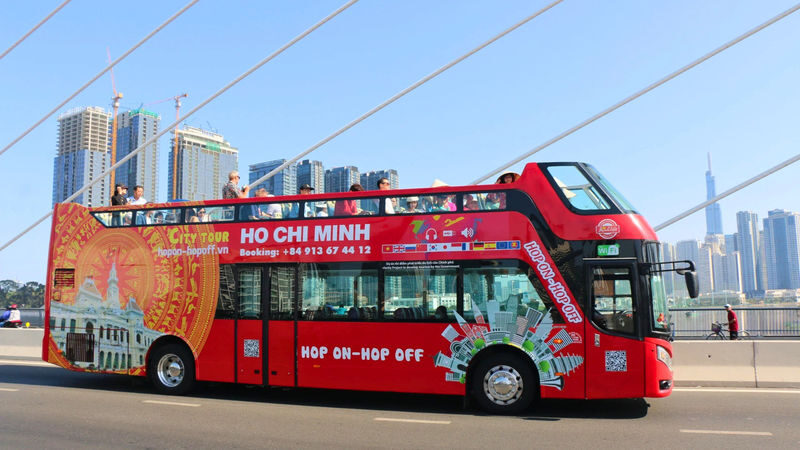 Ho Chi Minh City Highlights & Chinatown by Hop-On Hop-Off Bus with Guide - Start with a broad view of Ho Chi Minh City