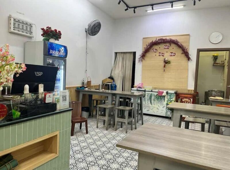 Ho Chi Minh City: How Locals Eat A Street Food Walk? - Good To Know