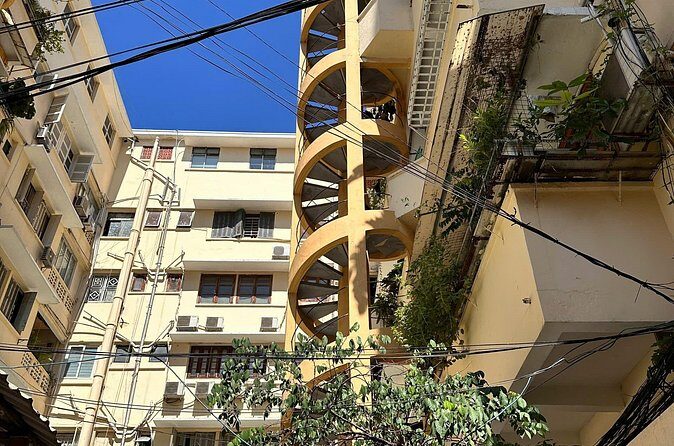 Ho Chi Minh City Iconic Apartments Walking Tour - Group Size and Duration