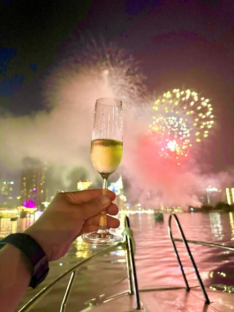 Ho Chi Minh City: New Year'S Eve Fireworks Boat Cruise - Experience Highlights