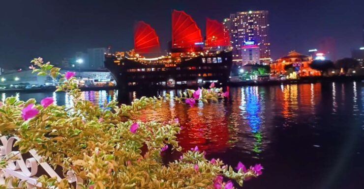 Ho Chi Minh City Night Tour: Bitexco Tower and Dinner Cruise - Activity Details