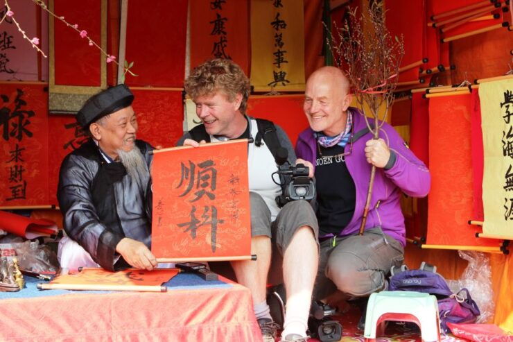 Ho Chi Minh City: Private Calligraphy Workshop With Tea - Experience