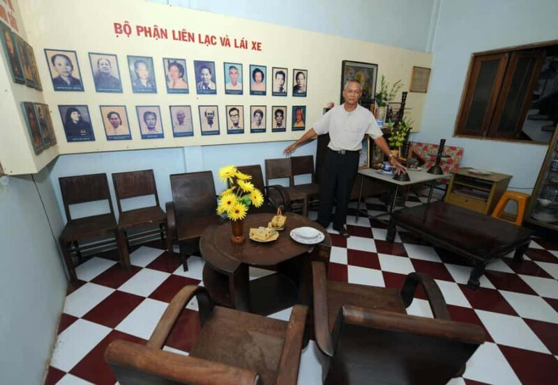 Ho Chi Minh City: Retracing the Past of Saigon with Meal - The Value of a Private Guided Car Tour