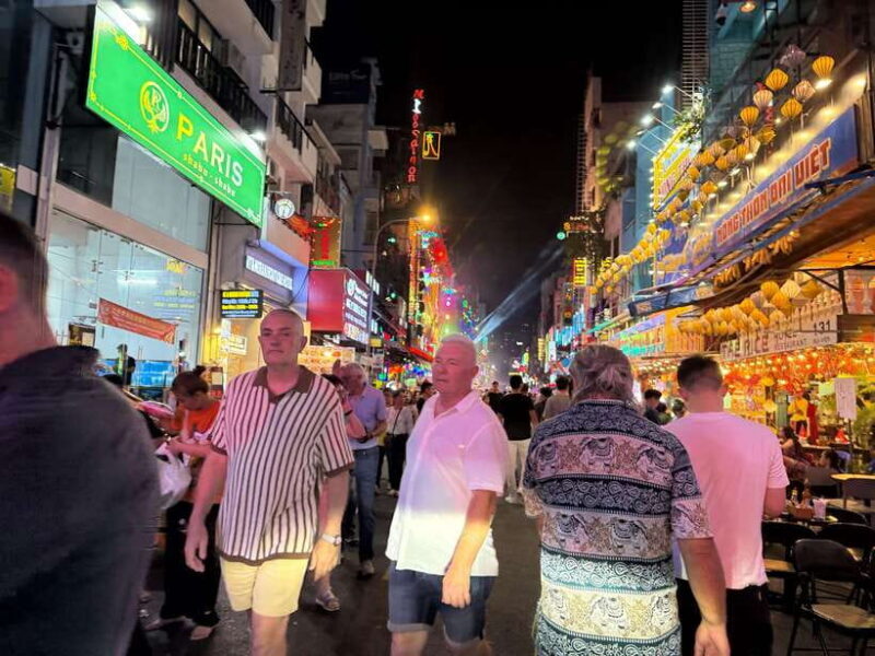 Ho Chi Minh City Street Food Tour With Acoustics Live Music - The Sum Up