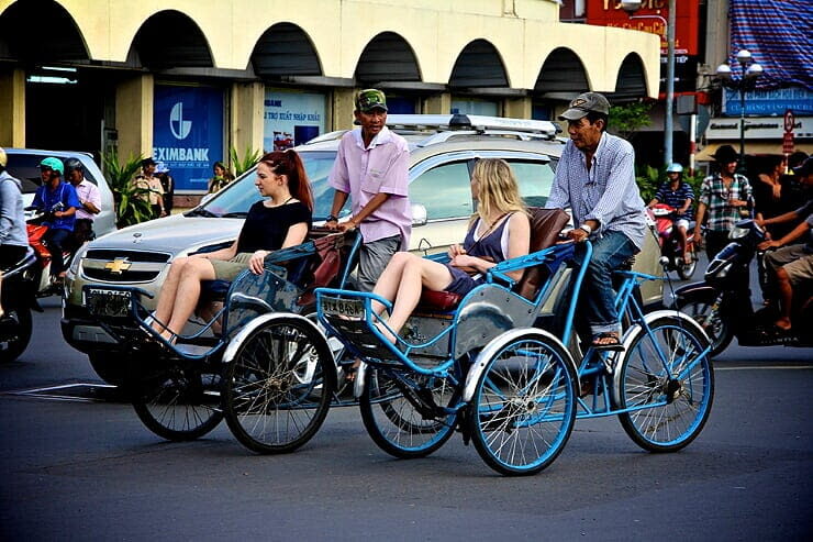 Ho Chi Minh: City Sunset Tour by Cyclo with Saigon River Dinner Cruise - Who will enjoy this evening most