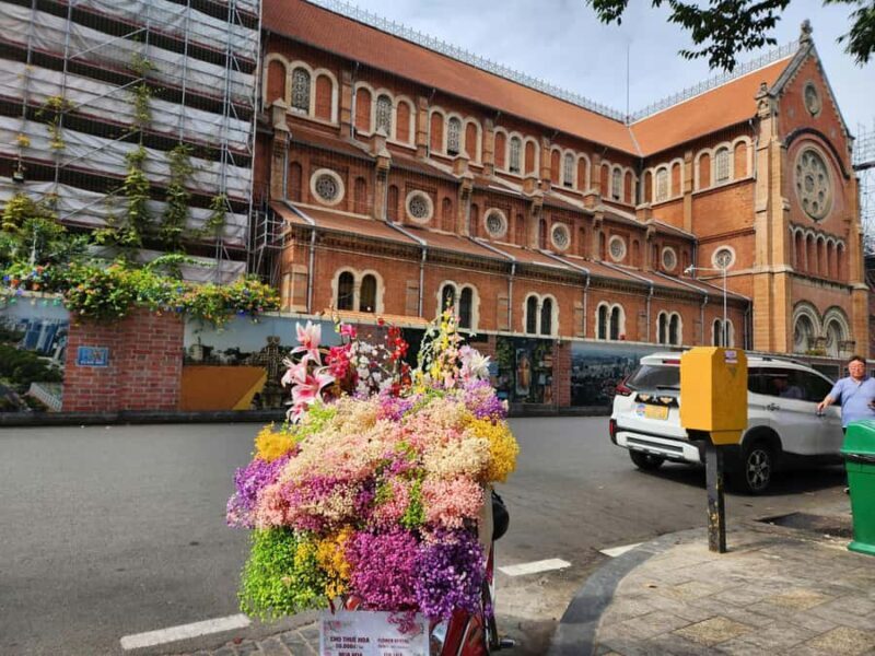 Ho Chi Minh City: War History & Art Museums Walking Tour - Discover Ho Chi Minh City’s Past and Art Scene